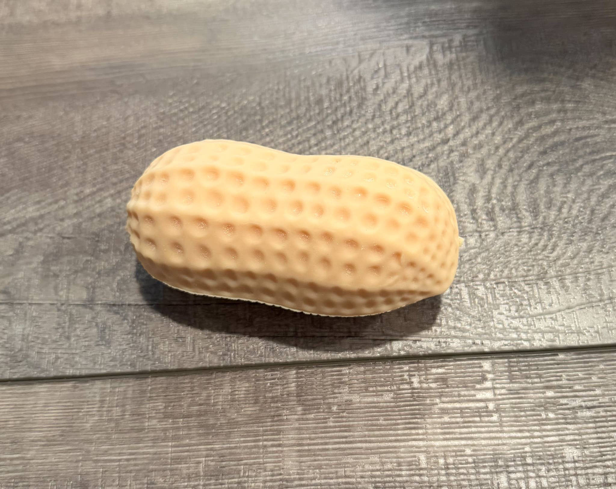 SQUISHY CIRCUS PEANUT